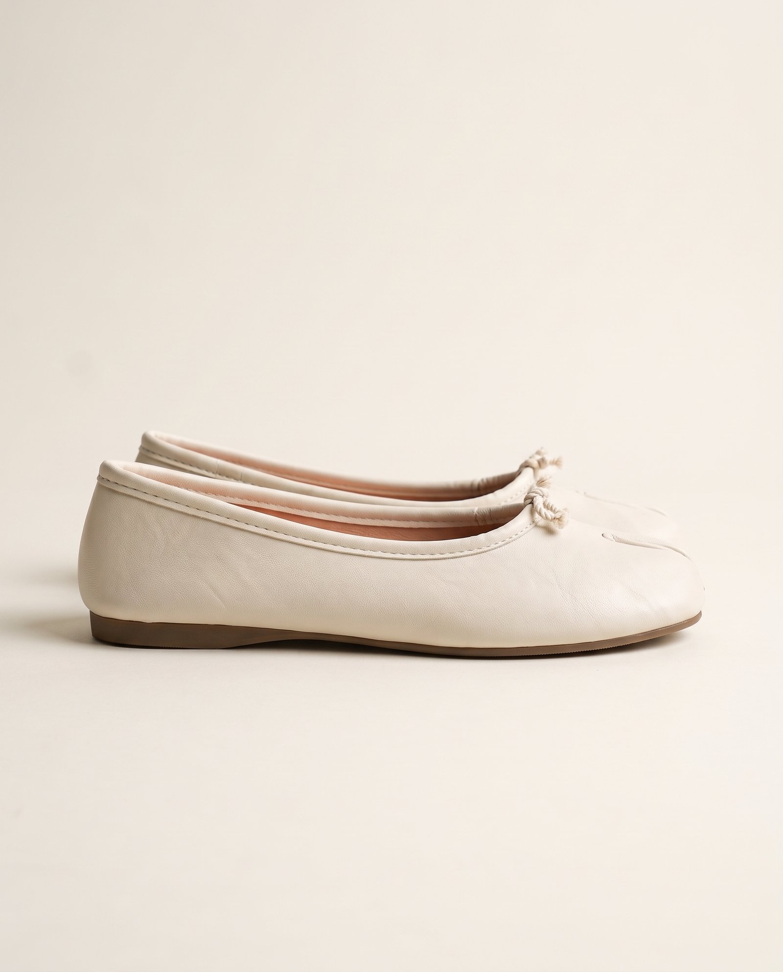 Ballerines Tabi écrues - Bout fendu – Image 7