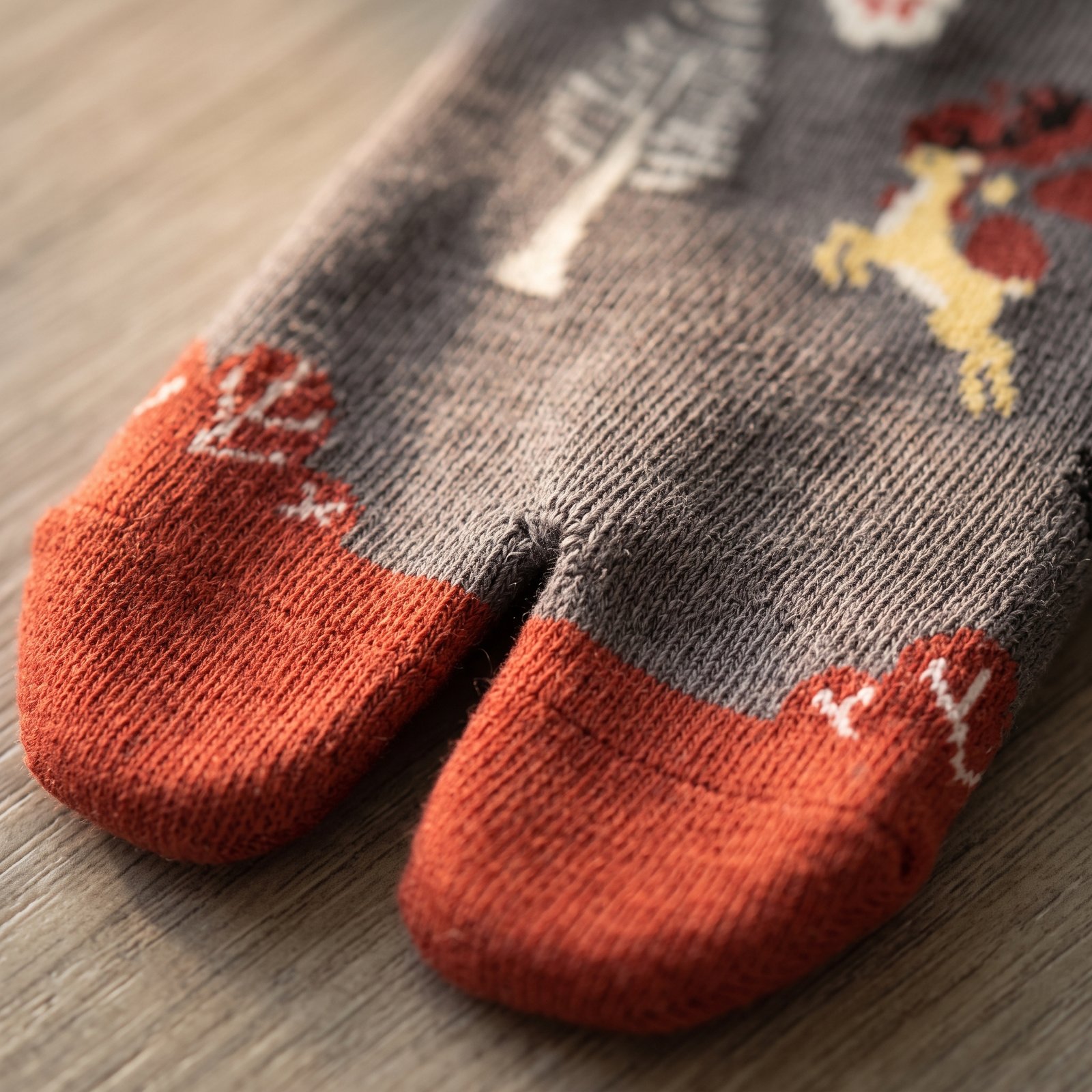 Chaussettes tabi de Noël en coton à motif cerf